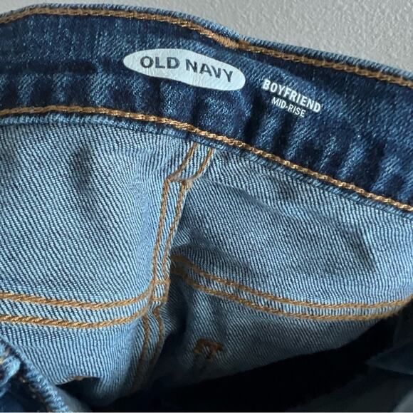 Old Navy Mid-Rise Boyfriend Crop Denim Jeans Raw Hem 4 - Picture 7 of 7